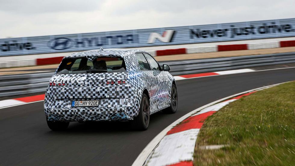 Το Hyundai Ioniq 5 N «καλπάζει» στο Ring με 250 χλμ./ώρα